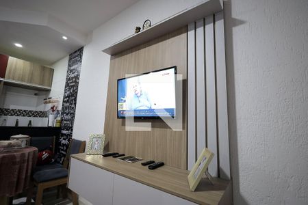 Sala de apartamento à venda com 2 quartos, 43m² em Jardim Ipanema, Santo André