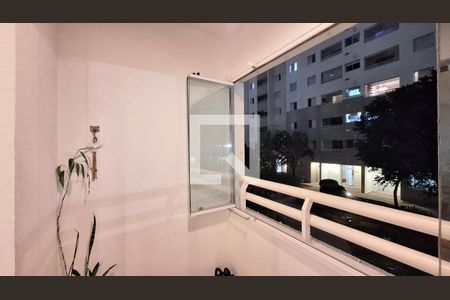 Varanda  de apartamento para alugar com 3 quartos, 70m² em Água Branca, São Paulo