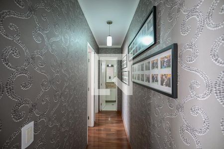 Corredor de apartamento à venda com 2 quartos, 58m² em Parque Taboao, Taboão da Serra