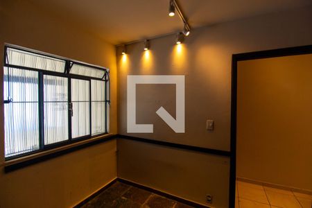 Casa de Condomínio para alugar com 4 quartos, 525m² em Baldeador, Niterói