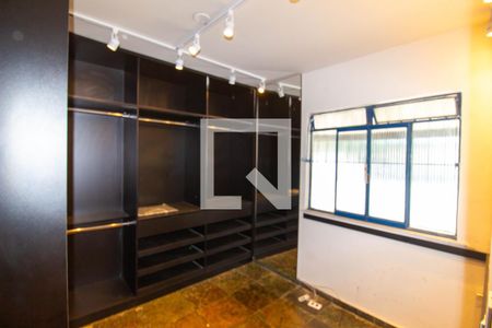 Casa de Condomínio para alugar com 4 quartos, 525m² em Baldeador, Niterói