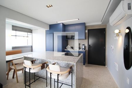 Cozinha de apartamento para alugar com 2 quartos, 60m² em Moema, São Paulo