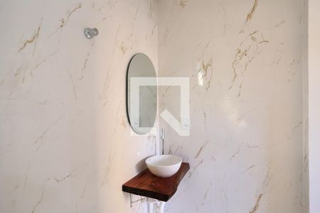 Banheiro da Suíte de kitnet/studio para alugar com 1 quarto, 35m² em Santa Cruz, Belo Horizonte