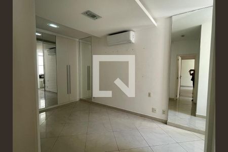 Apartamento para alugar com 3 quartos, 105m² em Leme, Rio de Janeiro
