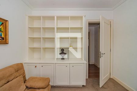 Quarto de apartamento à venda com 3 quartos, 144m² em Três Figueiras, Porto Alegre