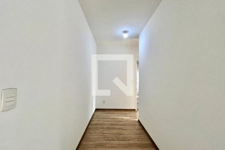 Corredor de apartamento para alugar com 2 quartos, 60m² em Jardim Prudência, São Paulo