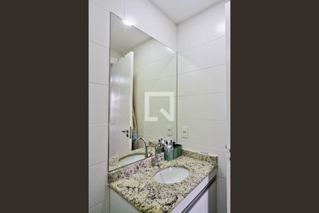 Banheiro da Suíte de apartamento para alugar com 2 quartos, 57m² em Piqueri, São Paulo