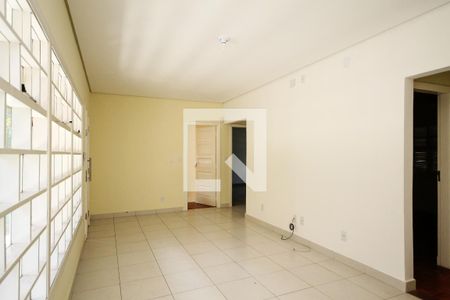 Sala 1 de casa para alugar com 5 quartos, 202m² em Vila Santo Antonio de Carapicuiba, Cotia