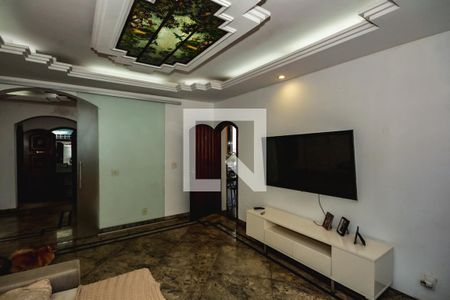 Casa para alugar com 4 quartos, 280m² em Dona Clara, Belo Horizonte