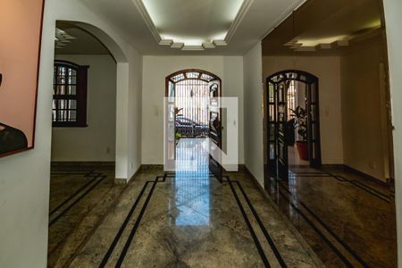 Casa para alugar com 4 quartos, 280m² em Dona Clara, Belo Horizonte