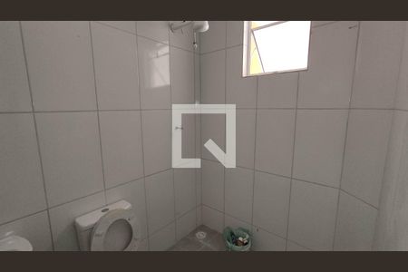 Banheiro de casa para alugar com 1 quarto, 40m² em Jardim Dayse, Ferraz de Vasconcelos