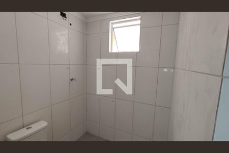 Banheiro de casa para alugar com 1 quarto, 34m² em Jardim Dayse, Ferraz de Vasconcelos