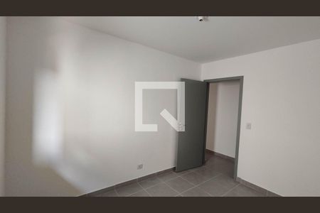Quarto de casa para alugar com 1 quarto, 34m² em Jardim Dayse, Ferraz de Vasconcelos