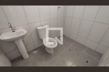 Banheiro de casa para alugar com 1 quarto, 34m² em Jardim Dayse, Ferraz de Vasconcelos