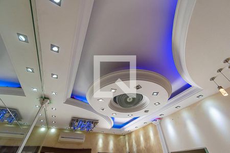 Sala de casa à venda com 1 quarto, 166m² em Penha Circular, Rio de Janeiro