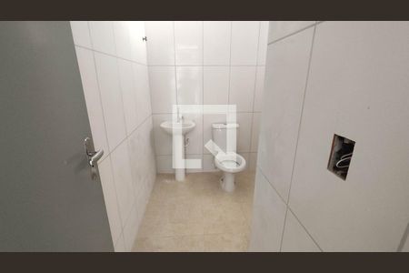Banheiro de casa para alugar com 1 quarto, 34m² em Jardim Dayse, Ferraz de Vasconcelos