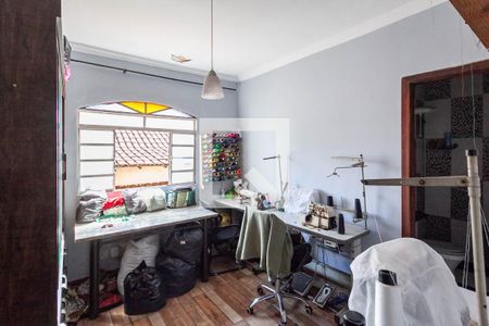 Suíte 1 de casa à venda com 4 quartos, 400m² em Rio Branco, Belo Horizonte