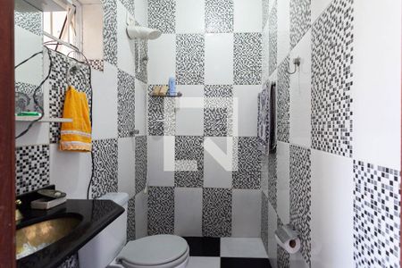 Banheiro da suíte 1 de casa à venda com 4 quartos, 400m² em Rio Branco, Belo Horizonte