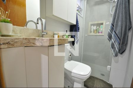 Banheiro de apartamento para alugar com 1 quarto, 30m² em Vila Gustavo, São Paulo