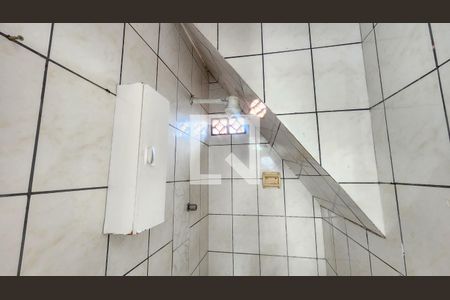 Banheiro  de casa para alugar com 1 quarto, 30m² em Engenho Velho da Federação, Salvador
