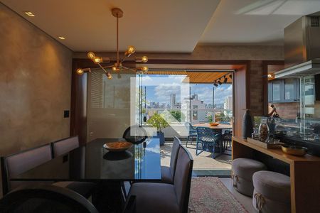 Apartamento à venda com 3 quartos, 120m² em Barroca, Belo Horizonte