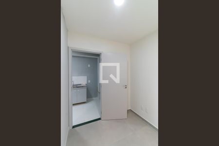Quarto 1 de apartamento para alugar com 2 quartos, 31m² em Quinta da Paineira, São Paulo