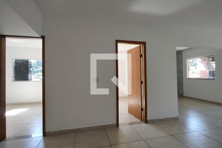 Sala de casa de condomínio para alugar com 2 quartos, 75m² em Pechincha, Rio de Janeiro