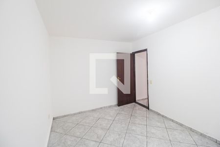 Quarto 1 de casa para alugar com 2 quartos, 91m² em Jardim Maria Helena, Barueri