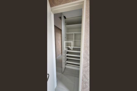 Quarto de apartamento para alugar com 3 quartos, 84m² em Jardim Zaira, Guarulhos