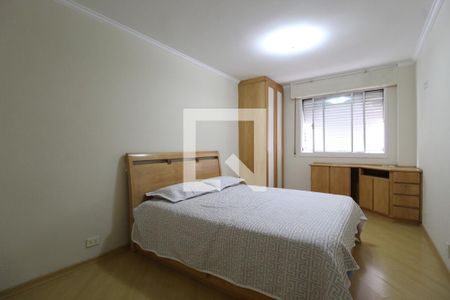 Quarto 1 de apartamento para alugar com 3 quartos, 134m² em Itaim Bibi, São Paulo