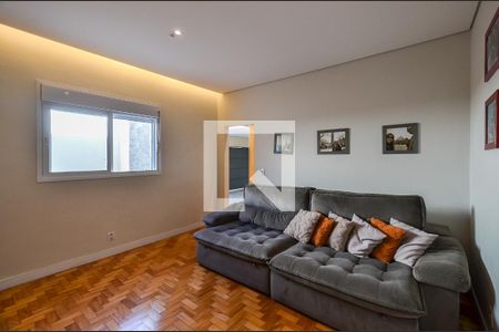 Casa para alugar com 7 quartos, 400m² em Pompéia, Belo Horizonte