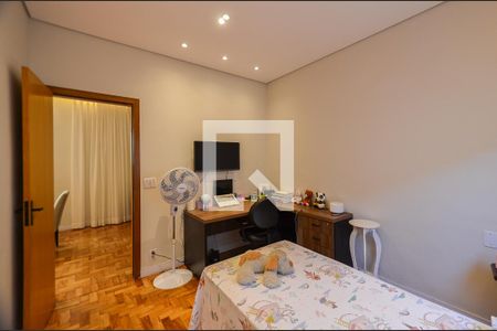 Casa para alugar com 7 quartos, 400m² em Pompéia, Belo Horizonte