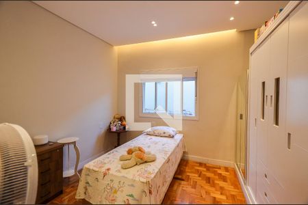Casa para alugar com 7 quartos, 400m² em Pompéia, Belo Horizonte