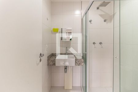 Banheiro de kitnet/studio para alugar com 1 quarto, 29m² em Centro Histórico de São Paulo, São Paulo