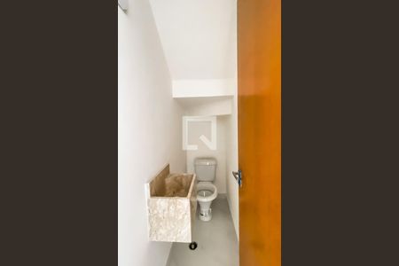 Lavabo  de casa à venda com 3 quartos, 140m² em Jardim Lisboa, São Paulo