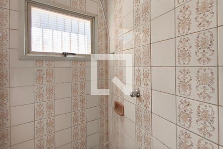 Banheiro de apartamento para alugar com 1 quarto, 54m² em Jardim do Lago, Campinas