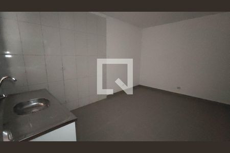 Casa para alugar com 1 quarto, 34m² em Jardim Dayse, Ferraz de Vasconcelos