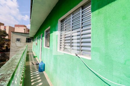 Casa para alugar com 6 quartos, 720m² em Jardim Santo Antonio, São Paulo