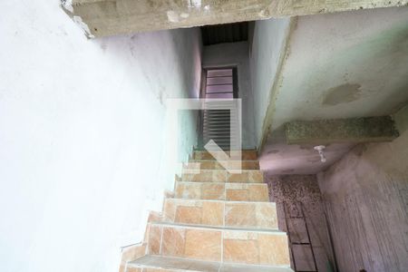 Casa para alugar com 6 quartos, 720m² em Jardim Santo Antonio, São Paulo