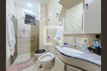 Suíte  de apartamento à venda com 4 quartos, 190m² em Santo Antônio, Belo Horizonte