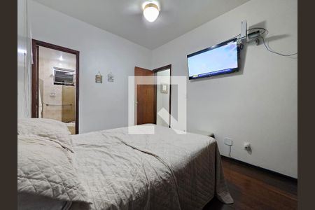 Quarto Suíte  de apartamento à venda com 4 quartos, 190m² em Santo Antônio, Belo Horizonte