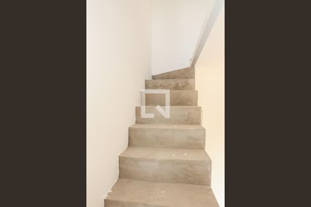 Escada de apartamento à venda com 1 quarto, 41m² em Lapa, São Paulo