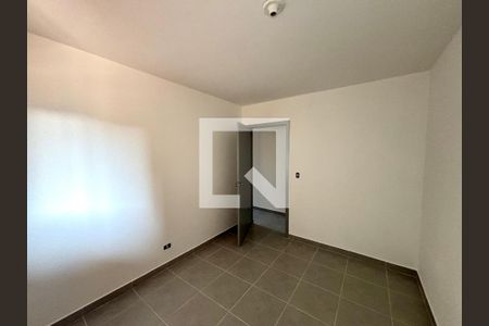 Quarto  de casa para alugar com 2 quartos, 54m² em Jardim Dayse, Ferraz de Vasconcelos