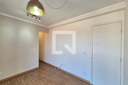 Sala de apartamento para alugar com 2 quartos, 51m² em Jardim Nova Europa, Campinas