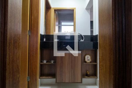 Casa à venda com 3 quartos, 212m² em Swiss Park, Campinas