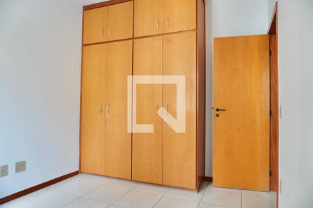 Quarto 1 de apartamento para alugar com 2 quartos, 80m² em Lourdes, Belo Horizonte