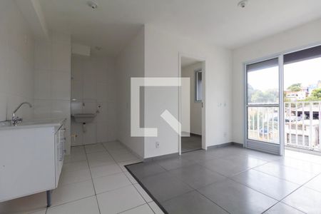 Sala de apartamento para alugar com 2 quartos, 45m² em Jardim Maringa, São Paulo