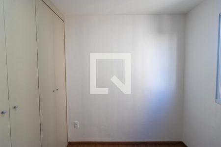 Quarto 01 de apartamento para alugar com 2 quartos, 43m² em Vila Satúrnia, Campinas