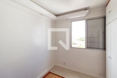 Quarto 2 de apartamento para alugar com 2 quartos, 58m² em Cidade das Flores, Osasco