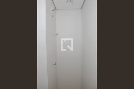 Banheiro de kitnet/studio à venda com 1 quarto, 34m² em Lapa, São Paulo